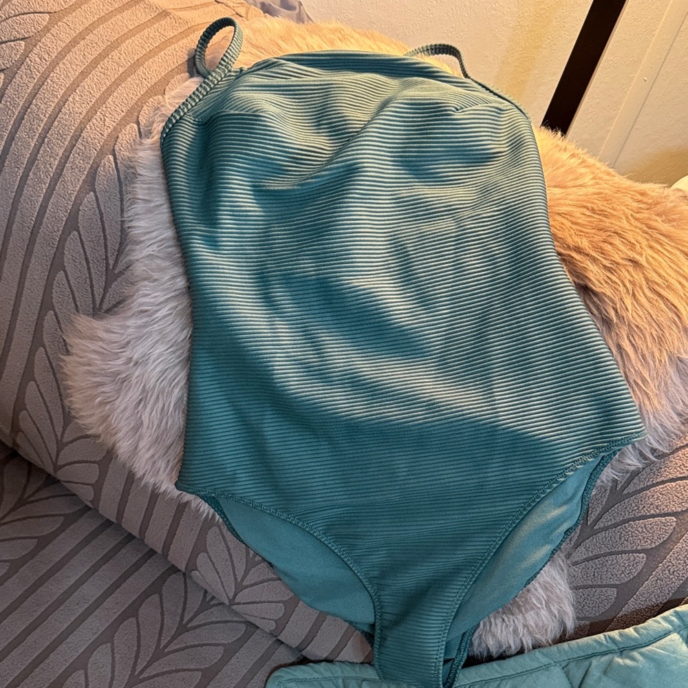 Ribbed One-Piece Swimsuit in Army Green